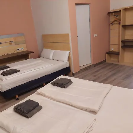 מלון Hotel Admiral